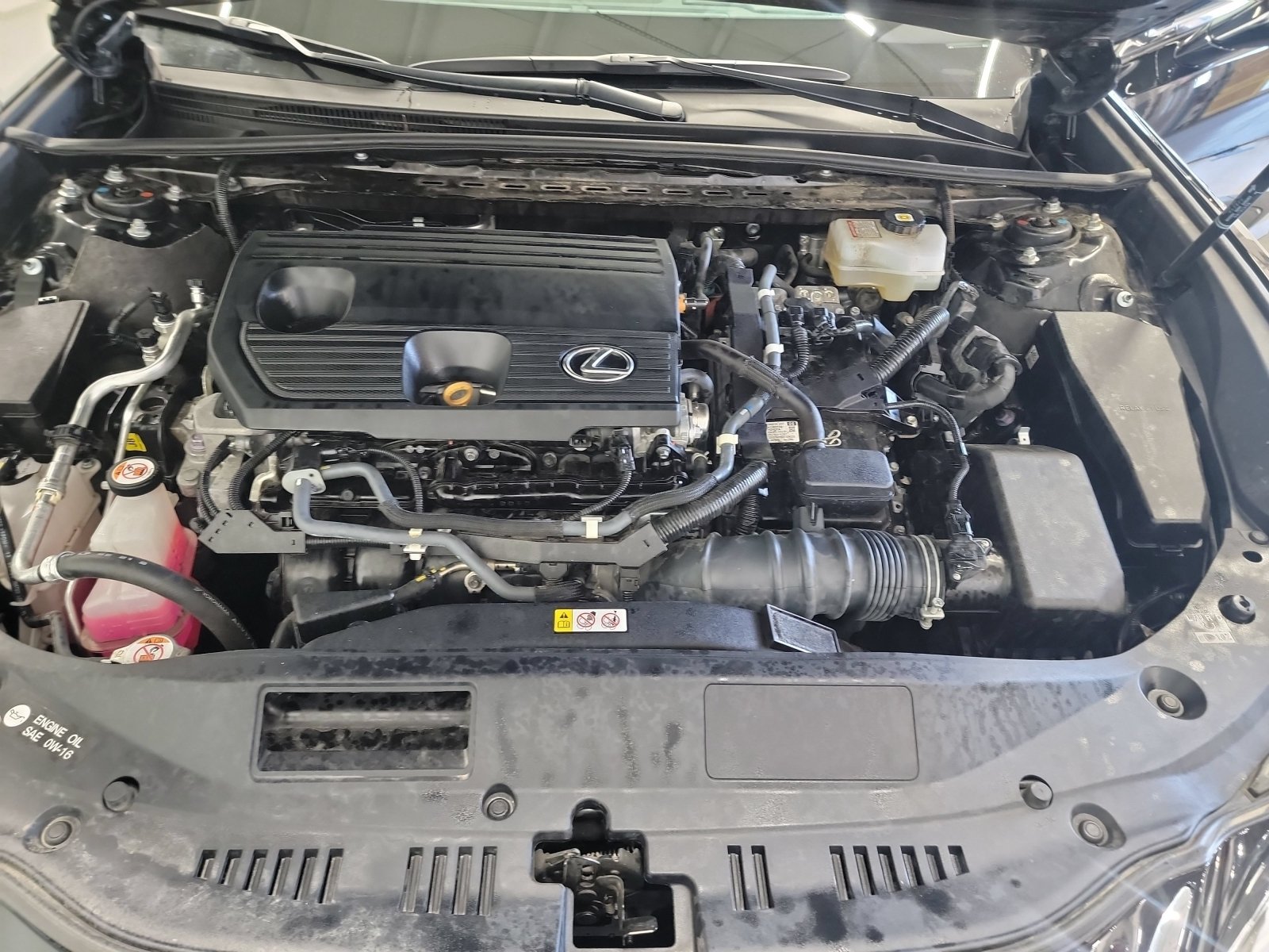 Used 2022 Lexus ES 300h w/ Accessory Package FWD image 25