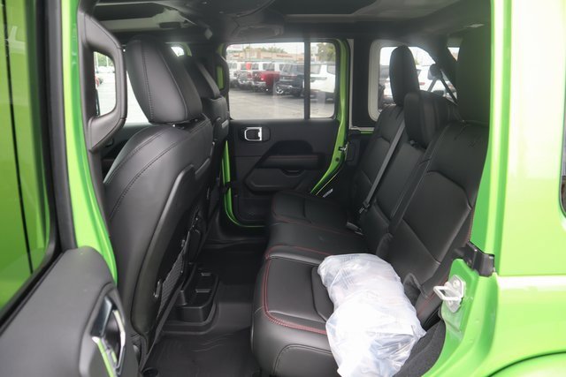 New 2025 Jeep Wrangler Unlimited Rubicon image 16