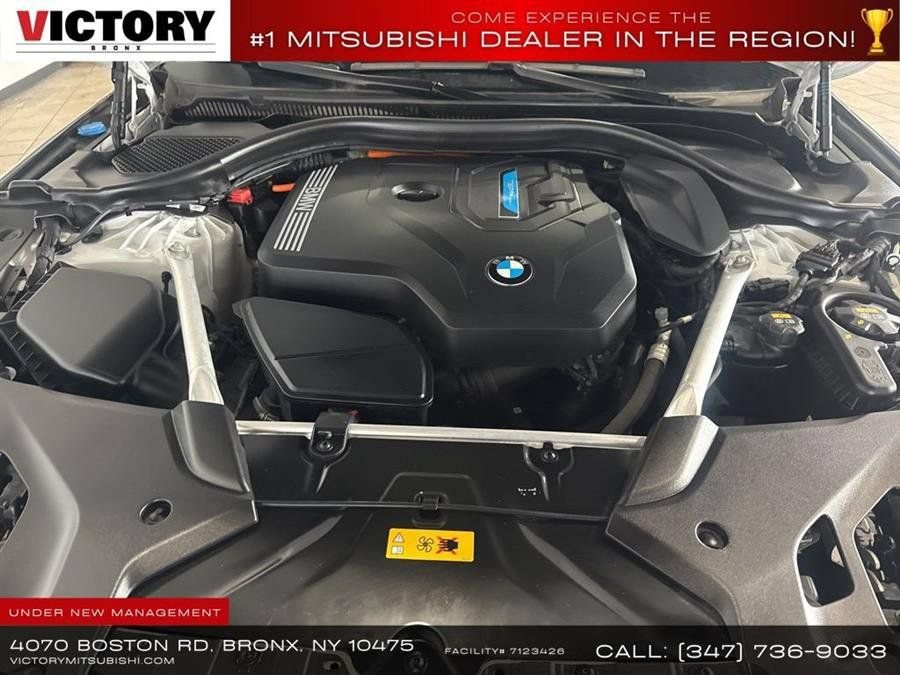 Used 2022 BMW 530e xDrive w/ Premium Package AWD/4WD image 36