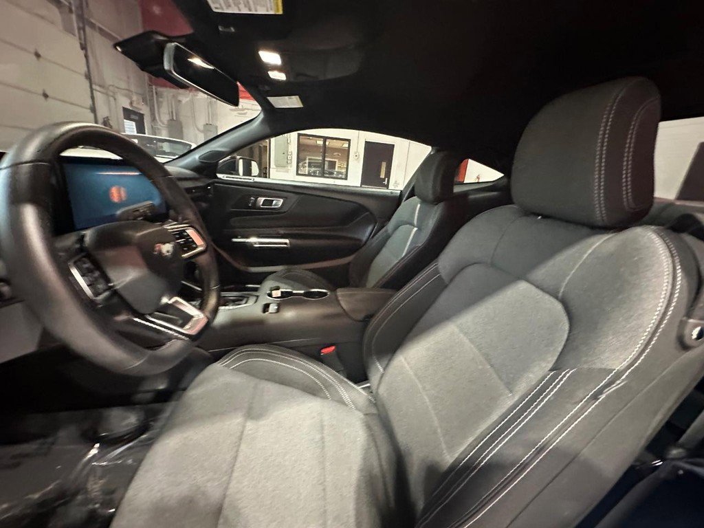 Used 2025 Ford Mustang GT w/ Mustang Nite Pony Package RWD image 13