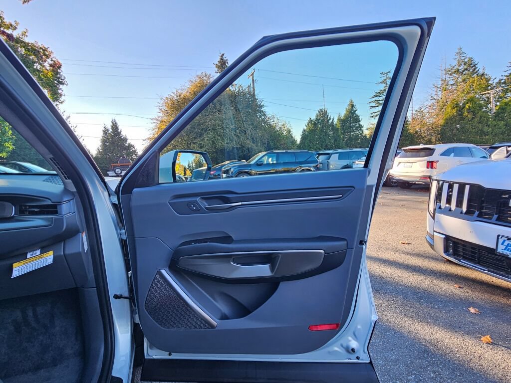 New 2026 Kia EV9 Wind AWD/4WD image 30