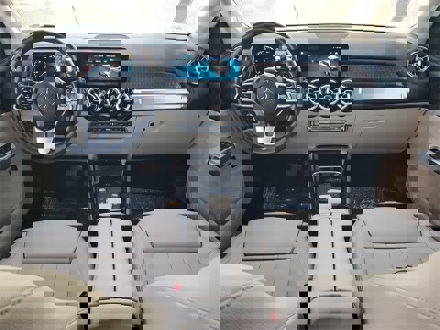 Used 2021 Mercedes-Benz GLB 250 4MATIC image 13