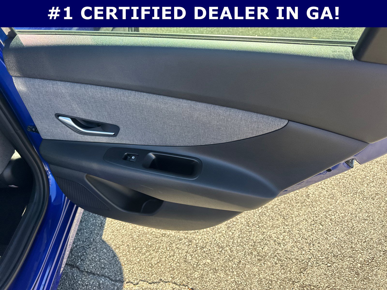 Certified 2025 Hyundai Elantra Limited image 16