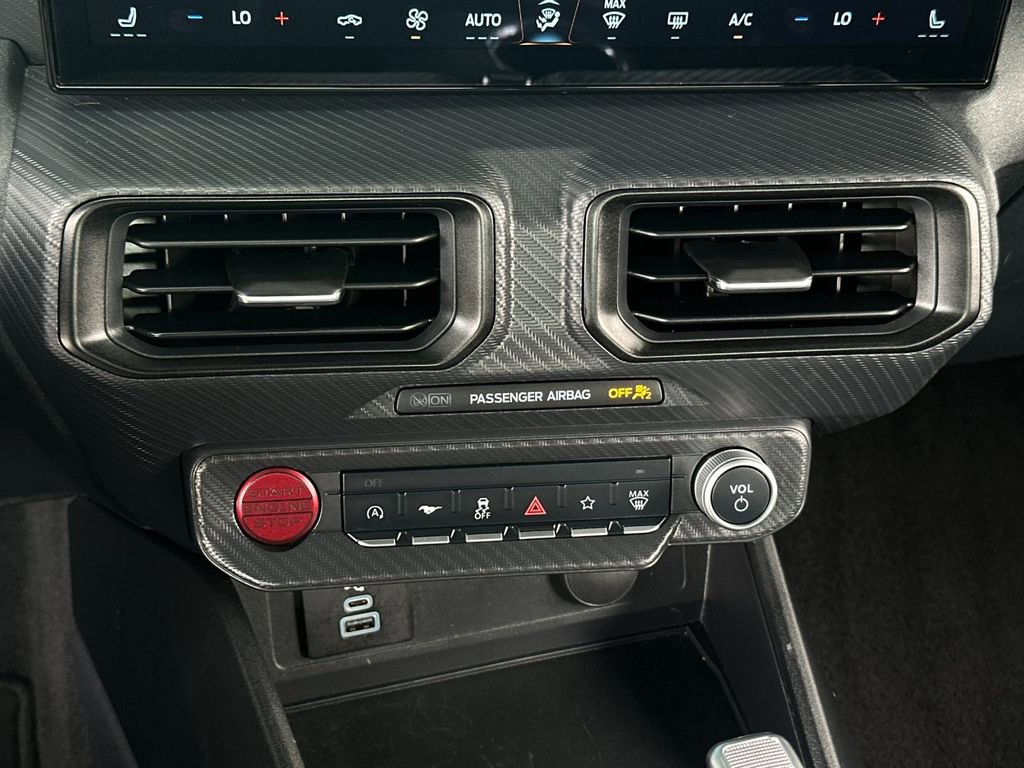 Used 2025 Ford Mustang Convertible image 20