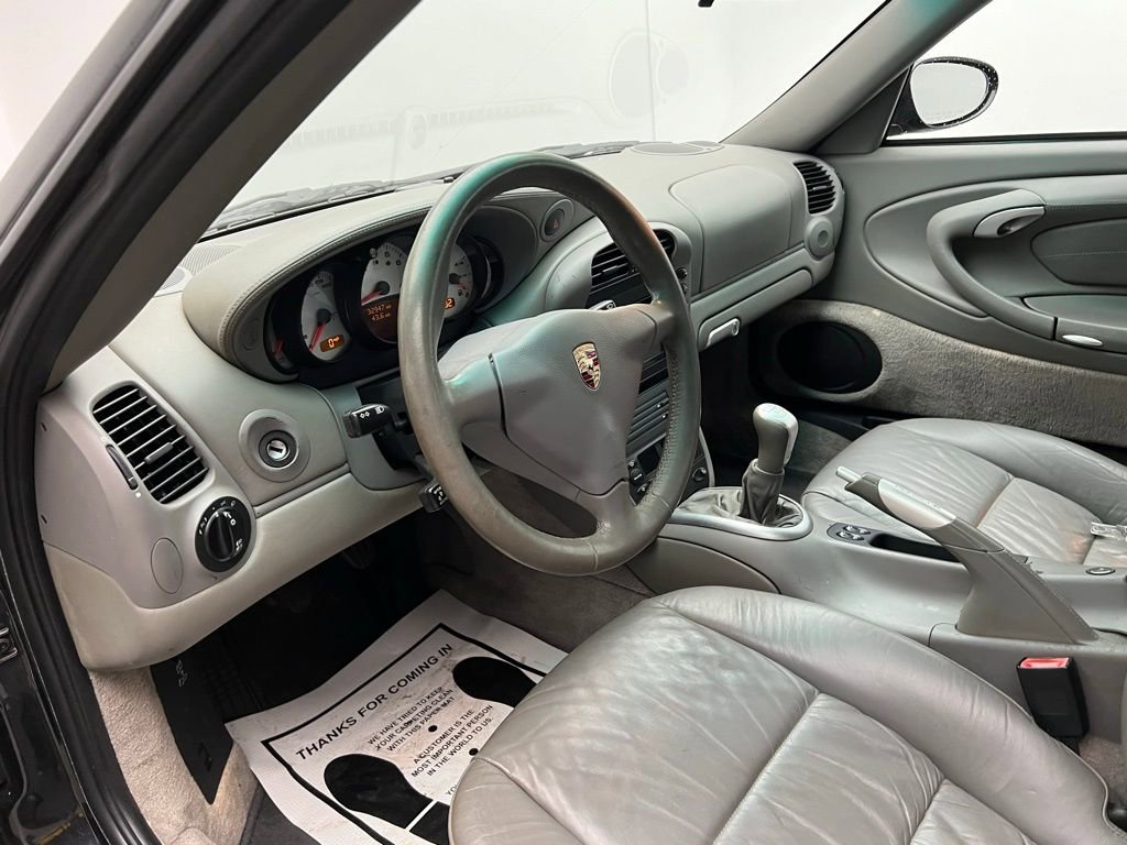 Used 2003 Porsche 911 Carrera 4 image 4