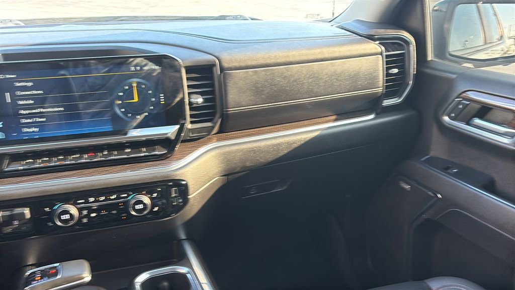 Used 2023 Chevrolet Silverado 1500 RST w/ RST All Star Premium Package AWD/4WD image 8