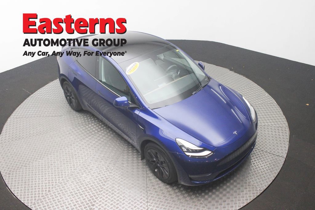 Used 2020 Tesla Model Y Long Range image 3