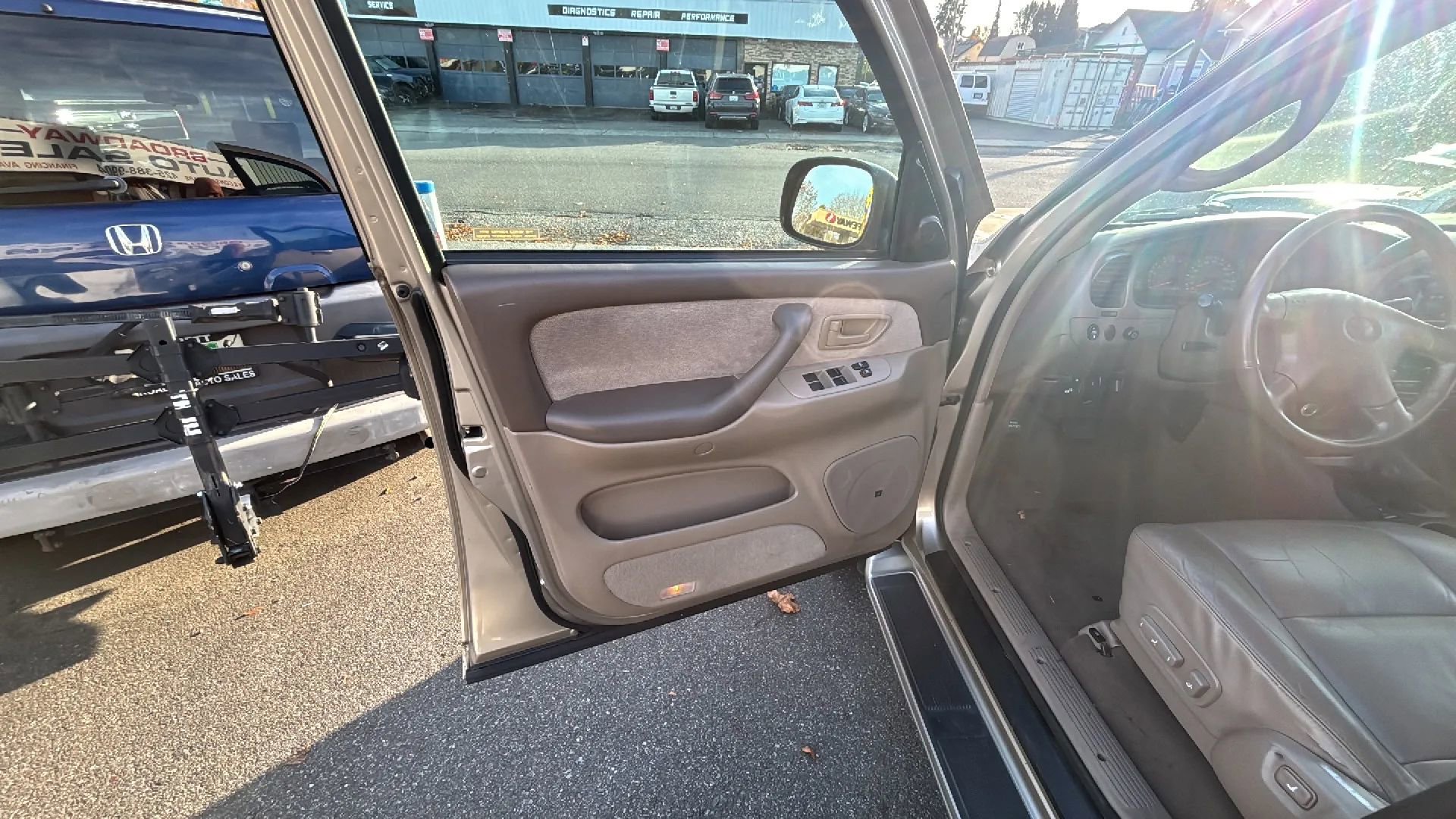 Used 2002 Toyota Sequoia SR5 image 32