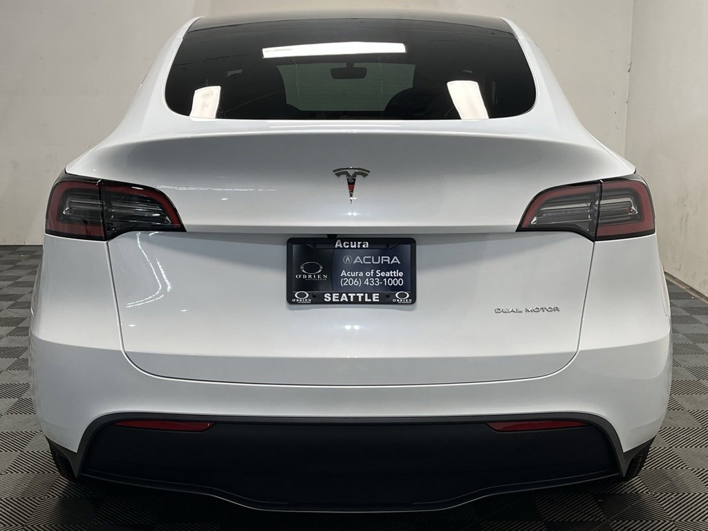 Used 2023 Tesla Model Y Long Range image 21
