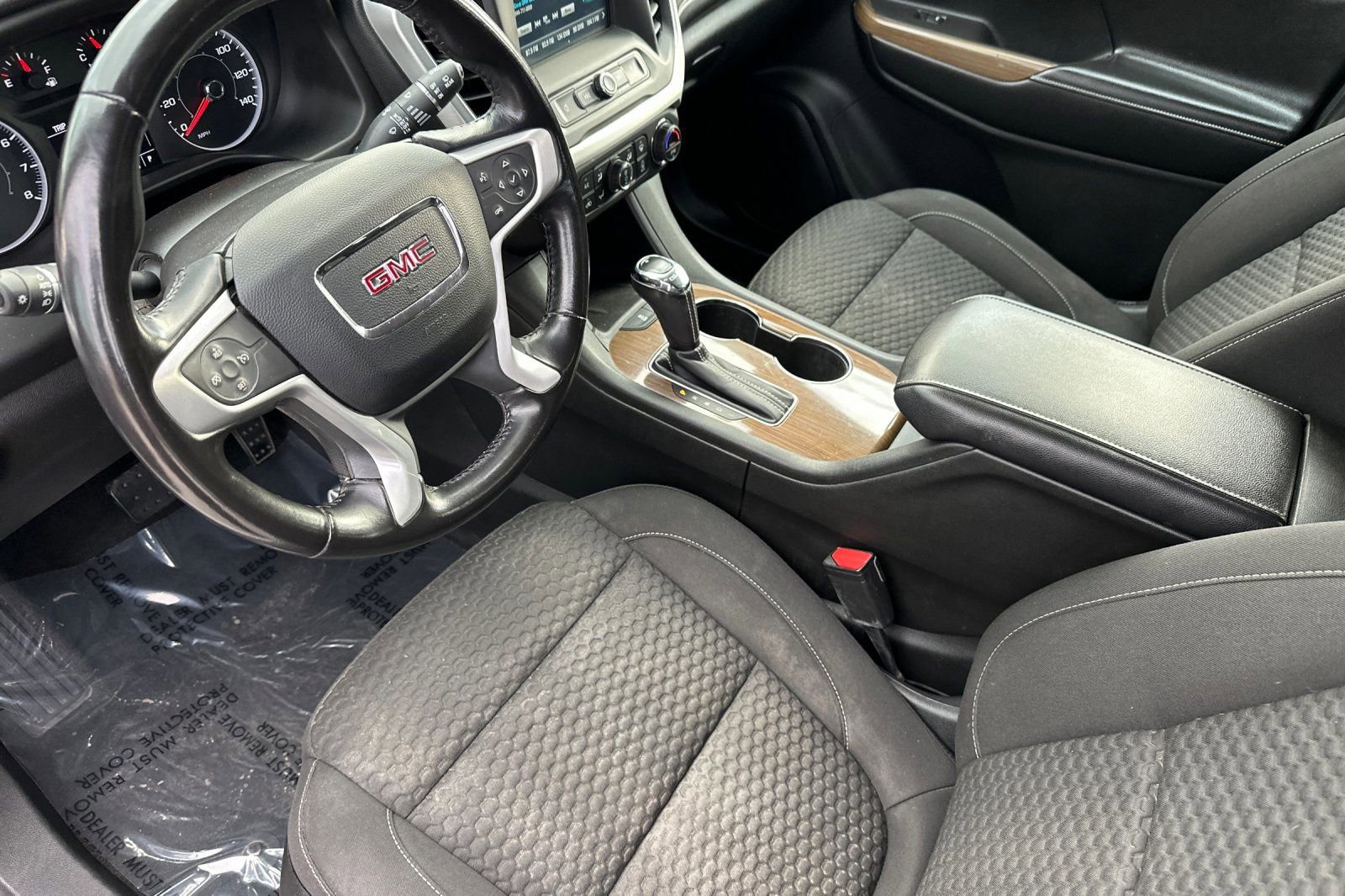 Used 2019 GMC Acadia SLE w/ LPO, Cargo Package image 10