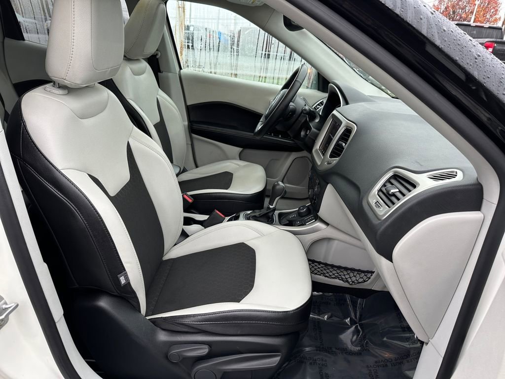 Used 2020 Jeep Compass Latitude w/ Popular Equipment Group image 24