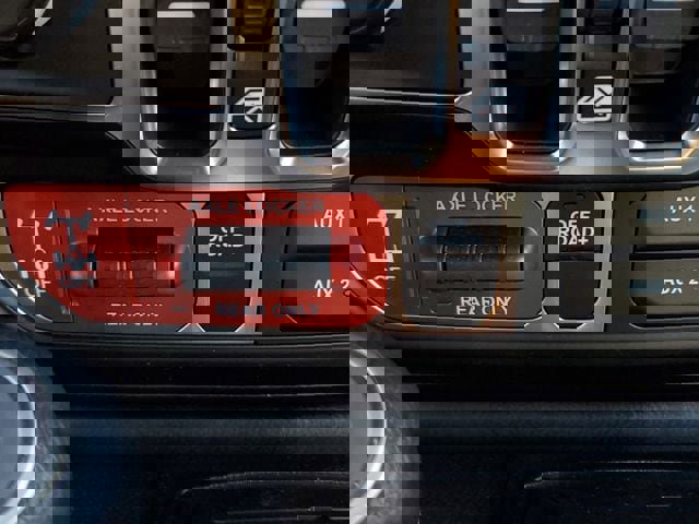 New 2026 Jeep Wrangler Unlimited Sport image 32