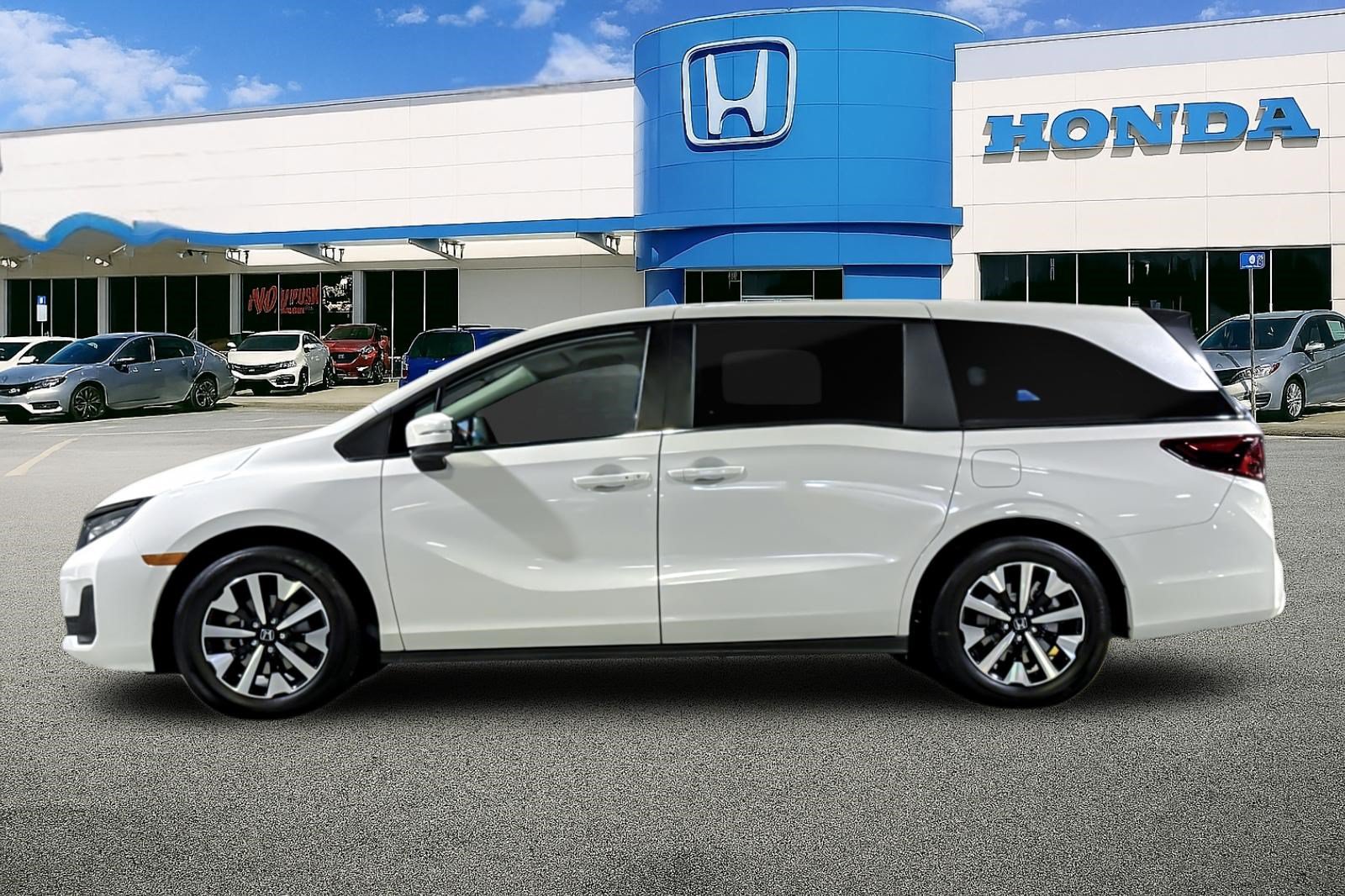 New 2026 Honda Odyssey EX-L image 2