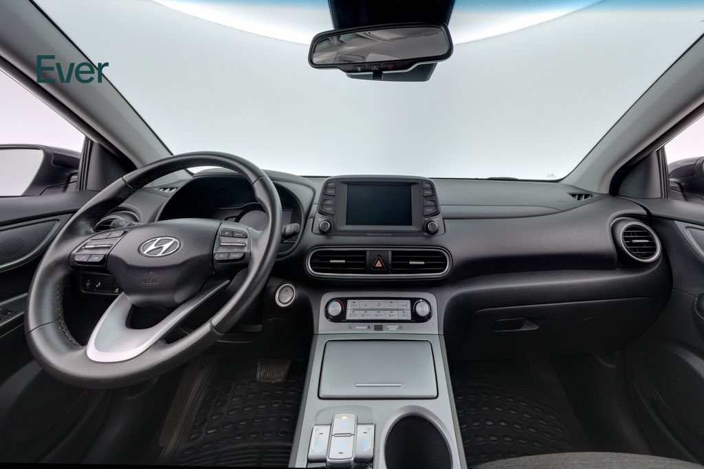 Used 2021 Hyundai Kona SEL FWD image 26