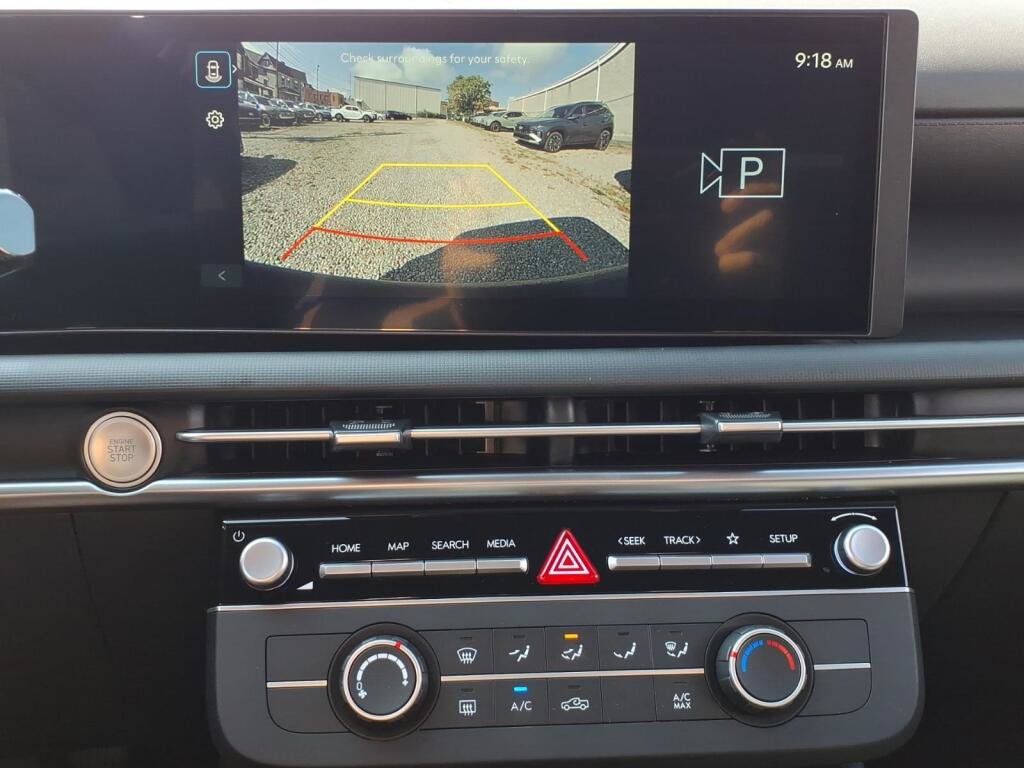 New 2027 Hyundai Santa Cruz SE AWD/4WD image 10