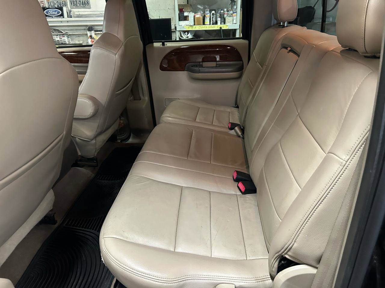 Used 2004 Ford F350 Lariat AWD/4WD image 18