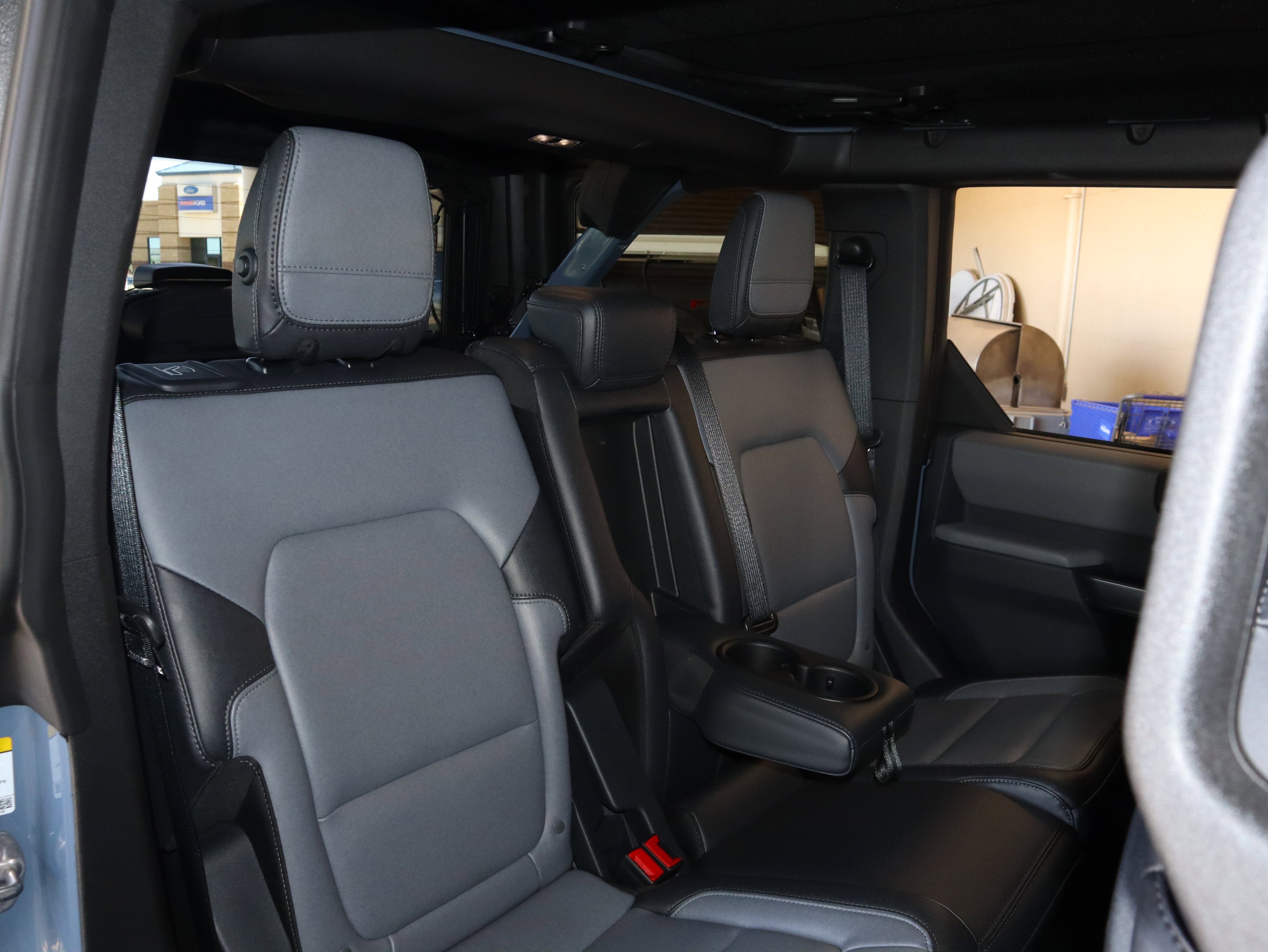 Used 2024 Ford Bronco Everglades AWD/4WD image 43