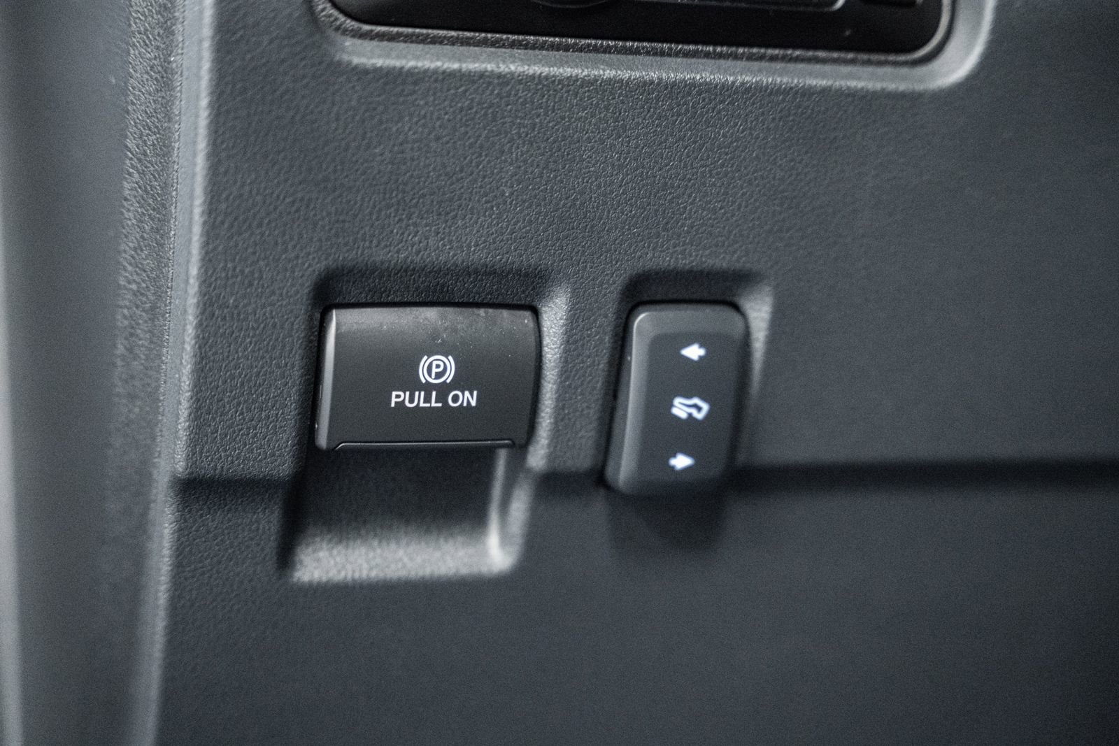 Used 2025 Ford F250 Lariat w/ Black Appearance Package image 50