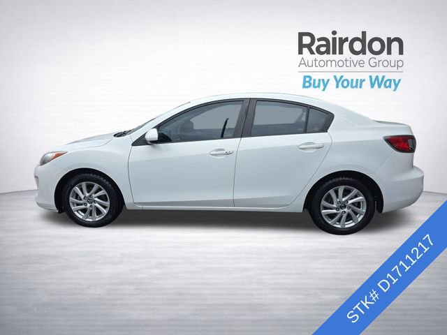 Used 2013 MAZDA MAZDA3 i Touring w/ Preferred Equipment Pkg FWD image 4