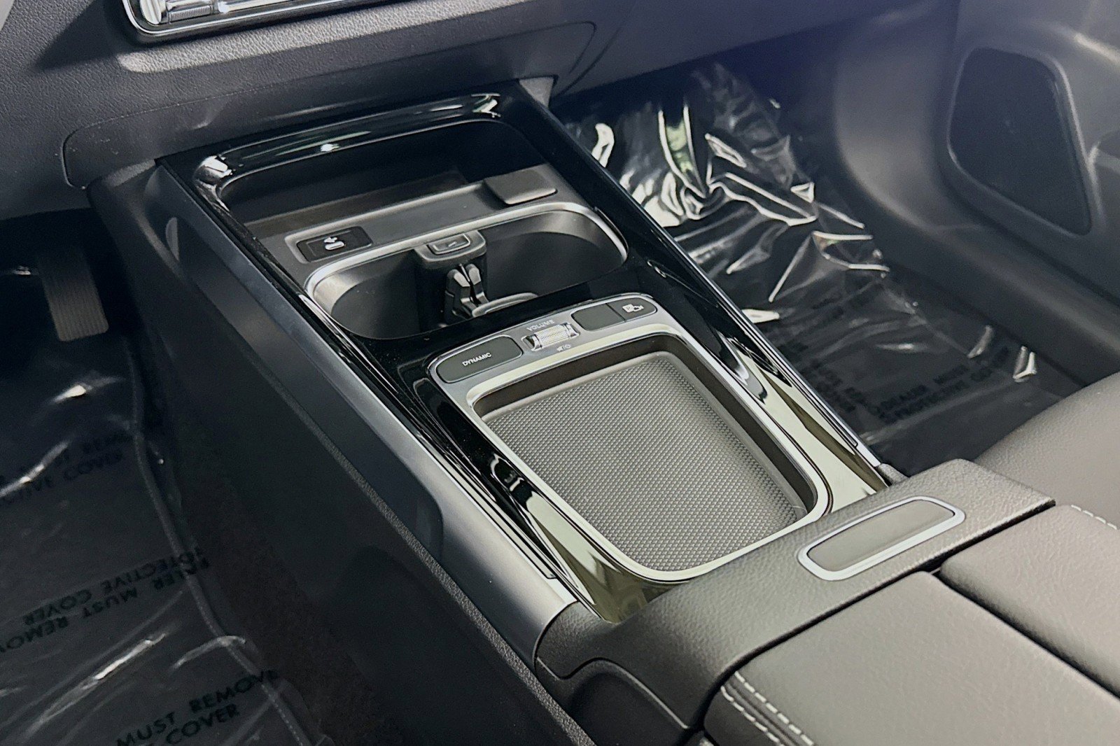 New 2026 Mercedes-Benz GLB 250 image 5