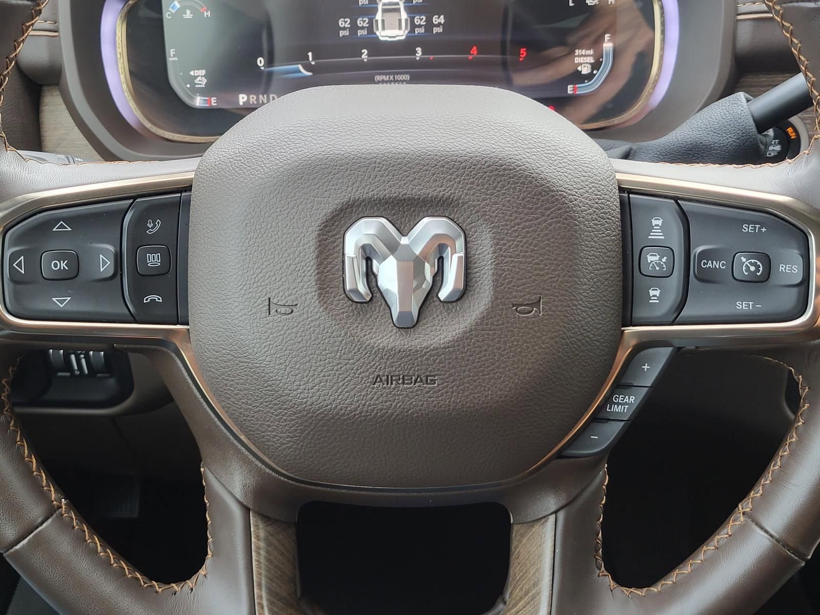 Used 2025 RAM 3500 Longhorn image 26