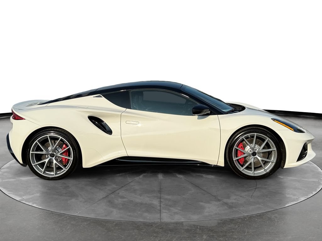 Used 2025 Lotus Emira RWD image 7