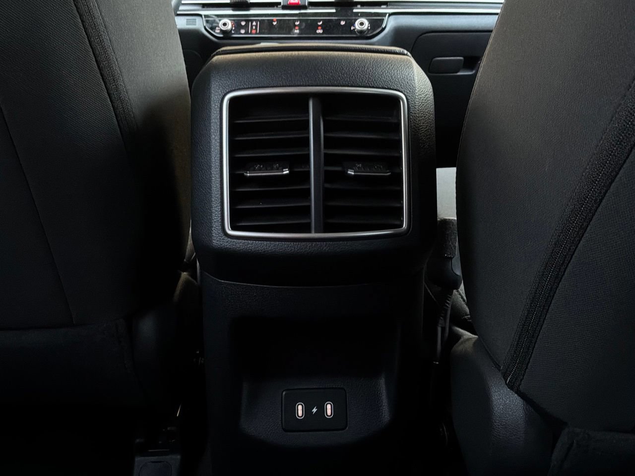 Used 2026 Kia Sportage LX FWD image 12