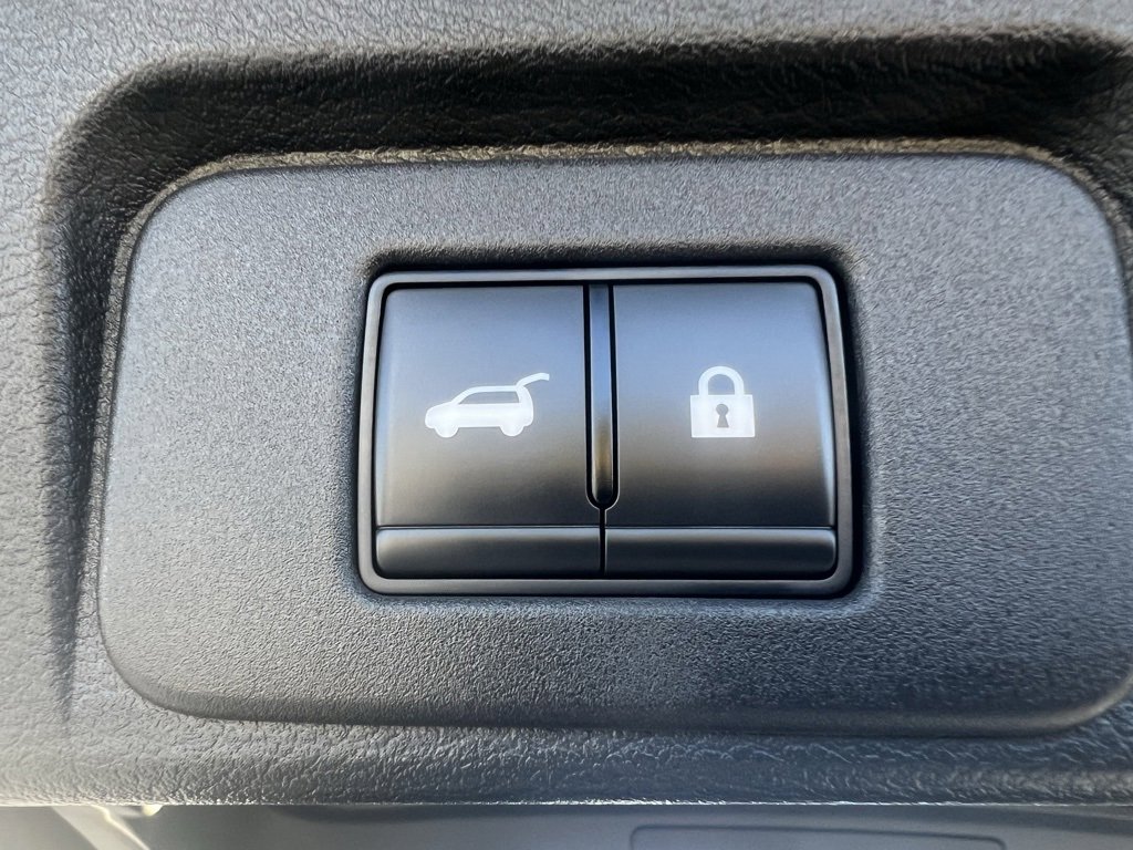 New 2026 Nissan Rogue Platinum image 12