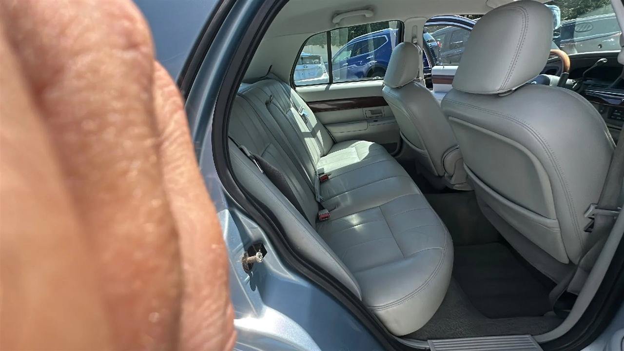 Used 2003 Mercury Grand Marquis LSE RWD image 29