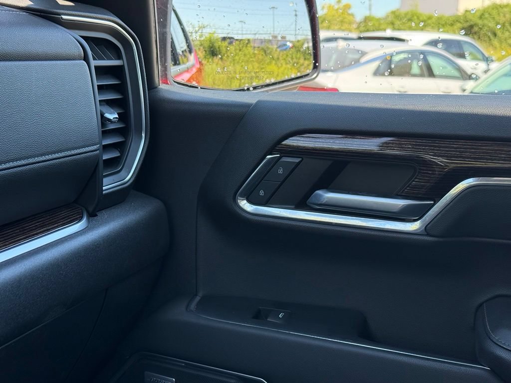 Used 2022 GMC Sierra 1500 Elevation w/ Elevation Premium Package AWD/4WD image 30
