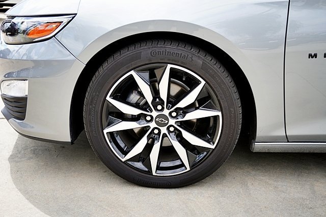 Used 2025 Chevrolet Malibu RS FWD image 15
