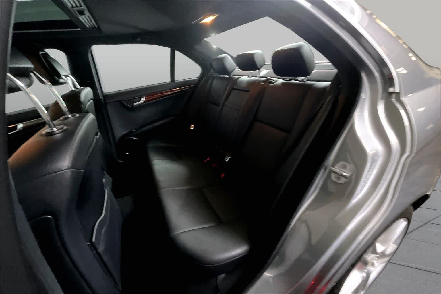Used 2011 Mercedes-Benz C 300 4MATIC Sedan image 21