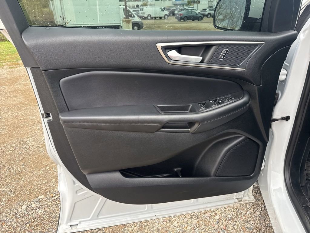 Used 2023 Ford Edge SEL image 26
