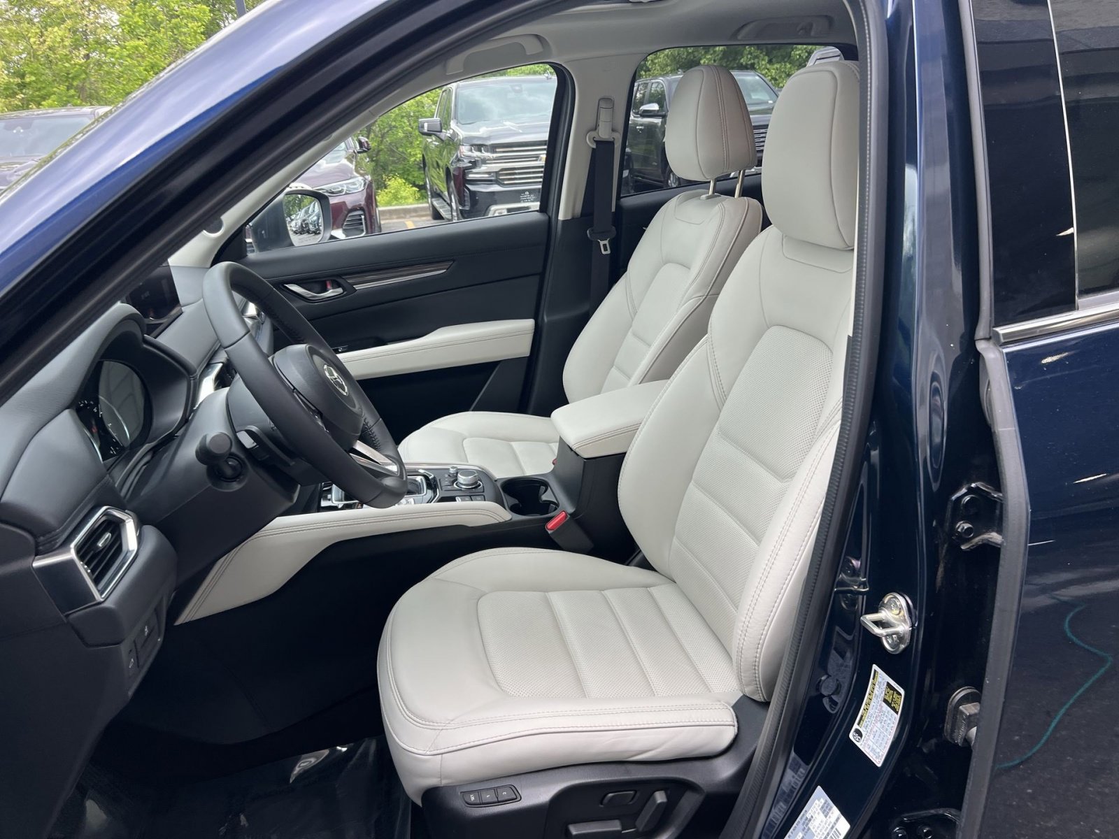 Used 2023 MAZDA CX-5 AWD 2.5 S w/ Premium Package image 13
