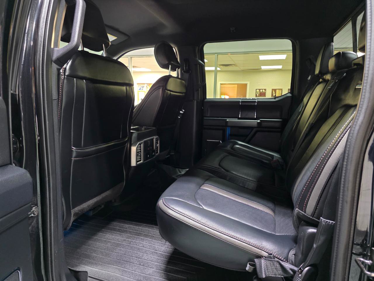Used 2019 Ford F150 Platinum image 19