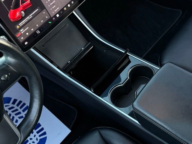 Used 2018 Tesla Model 3 Performance image 27