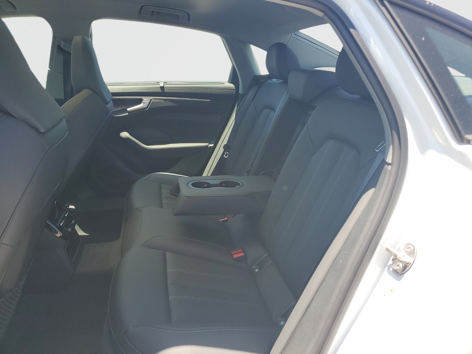 New 2026 Audi A6 Premium Plus AWD/4WD image 13