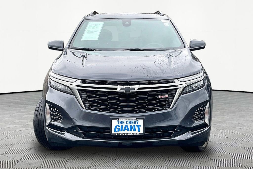 Used 2022 Chevrolet Equinox RS w/ LPO, Floor Liner Package image 2