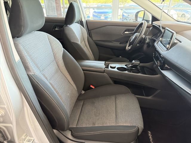Used 2021 Nissan Rogue SV AWD/4WD image 19