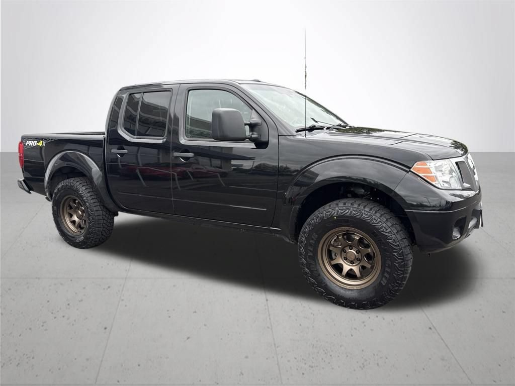 Used 2018 Nissan Frontier PRO-4X AWD/4WD image 4