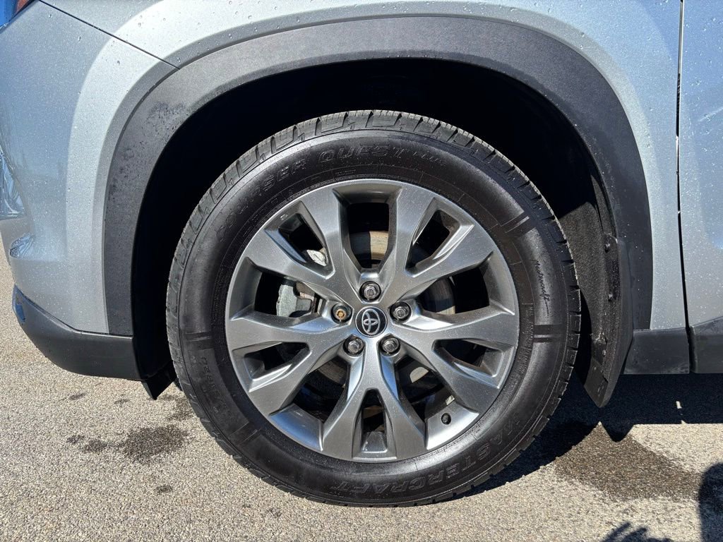 Used 2024 Toyota Grand Highlander Limited image 29