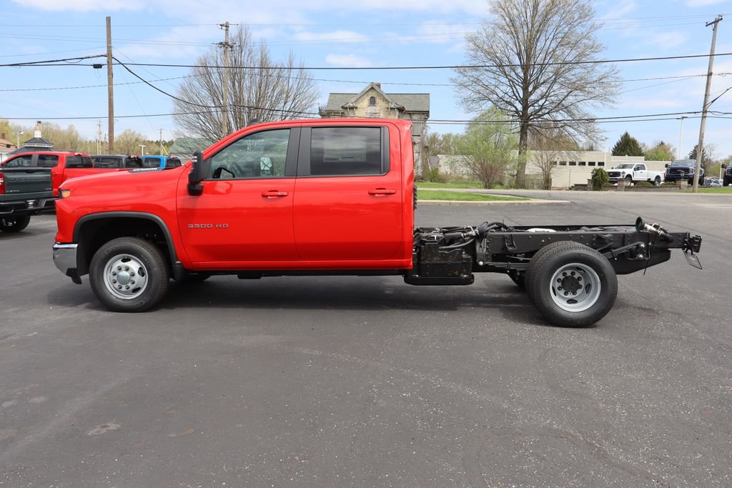 New 2026 Chevrolet Silverado 3500 LT AWD/4WD image 18