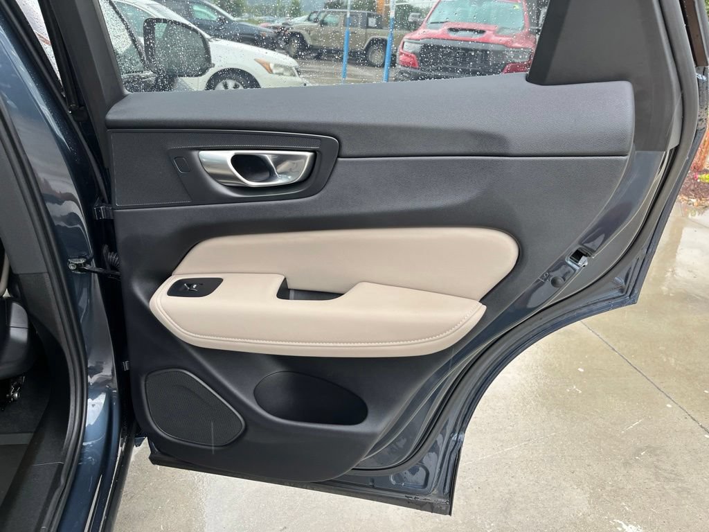 Used 2026 Volvo XC60 B5 Plus w/ Protection Package Premier AWD/4WD image 26