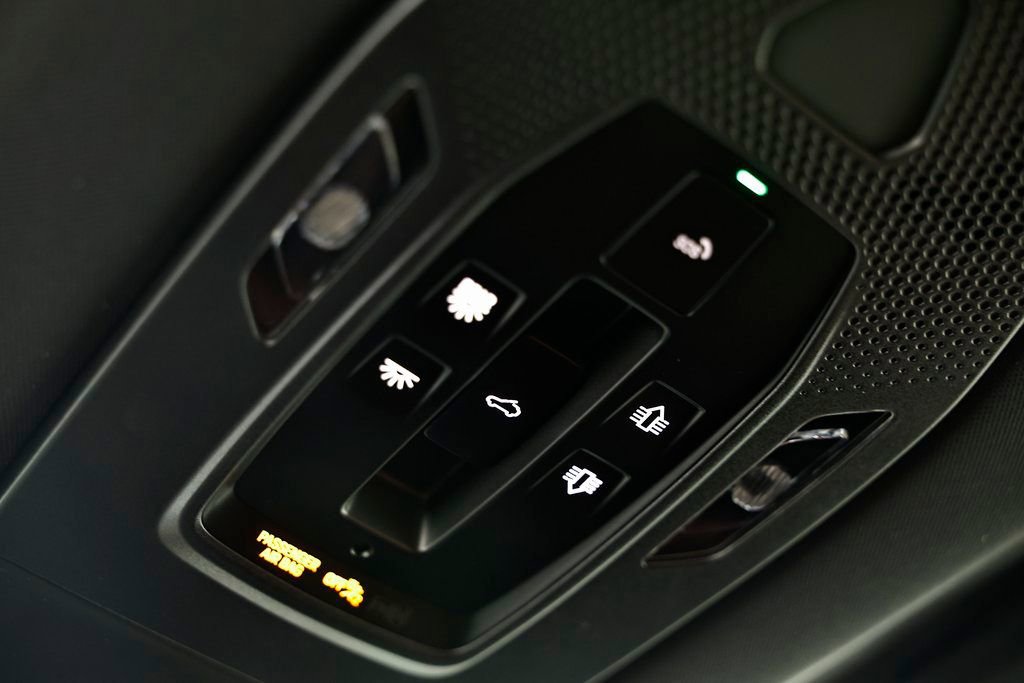 New 2026 Porsche Macan Electric image 44