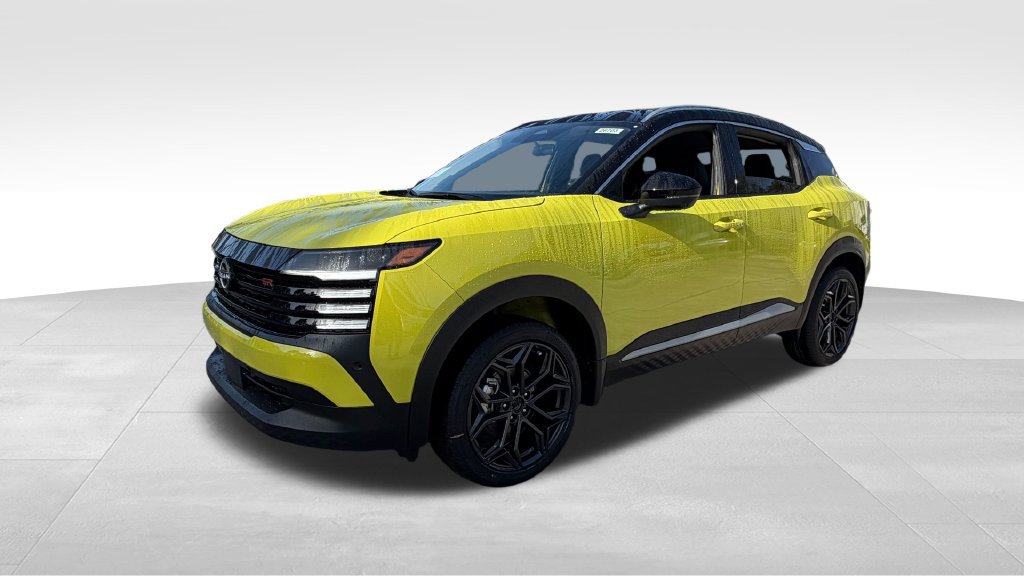New 2026 Nissan Kicks SR FWD image 3