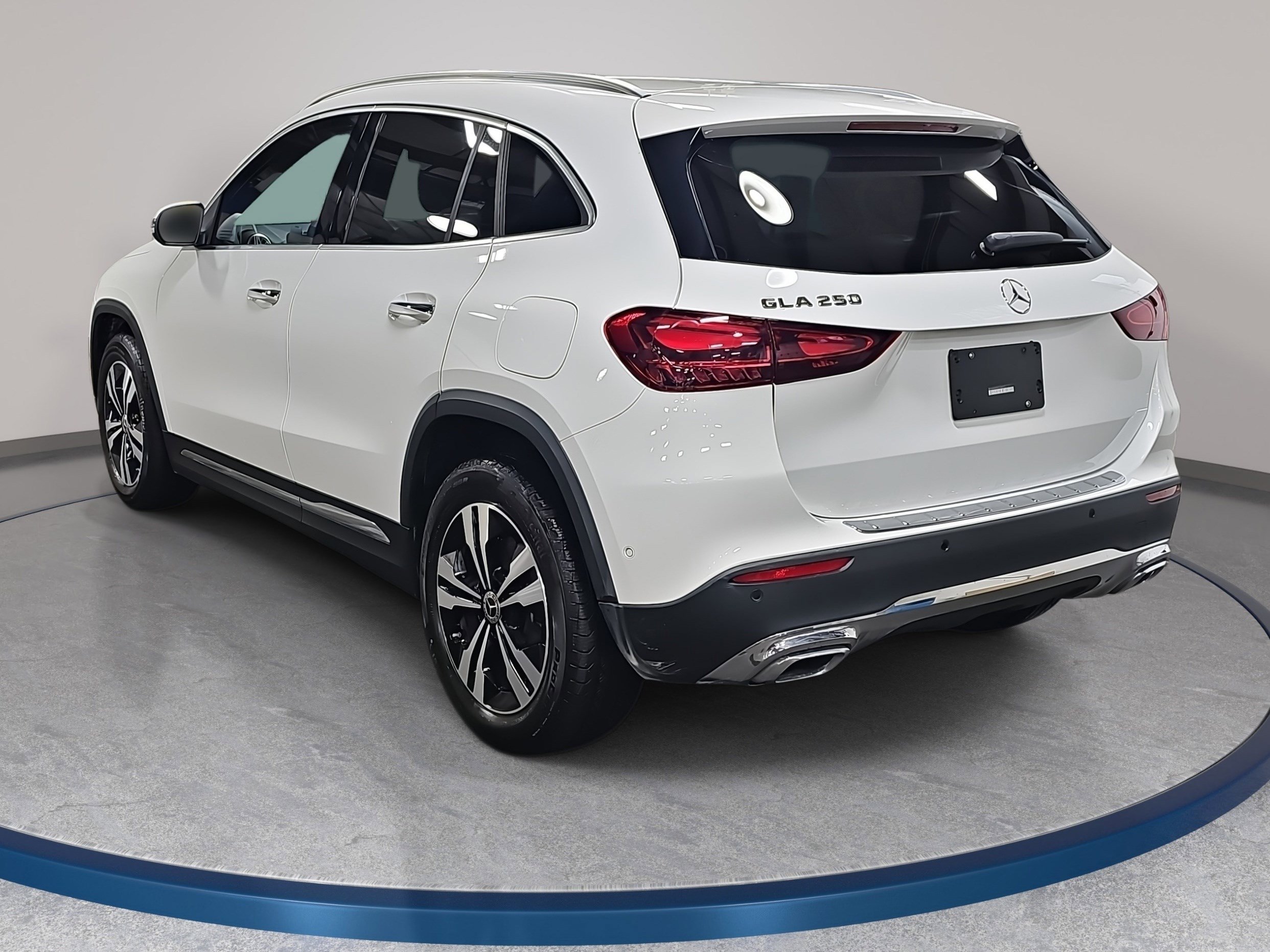 Certified 2026 Mercedes-Benz GLA 250 image 8