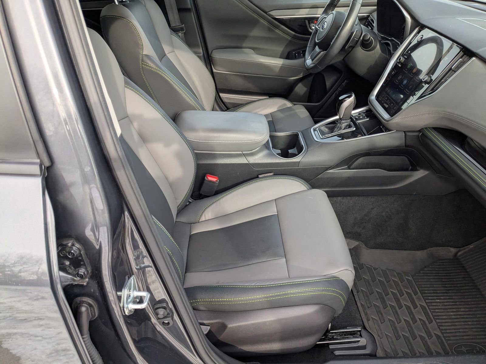 Used 2023 Subaru Outback Onyx Edition image 32