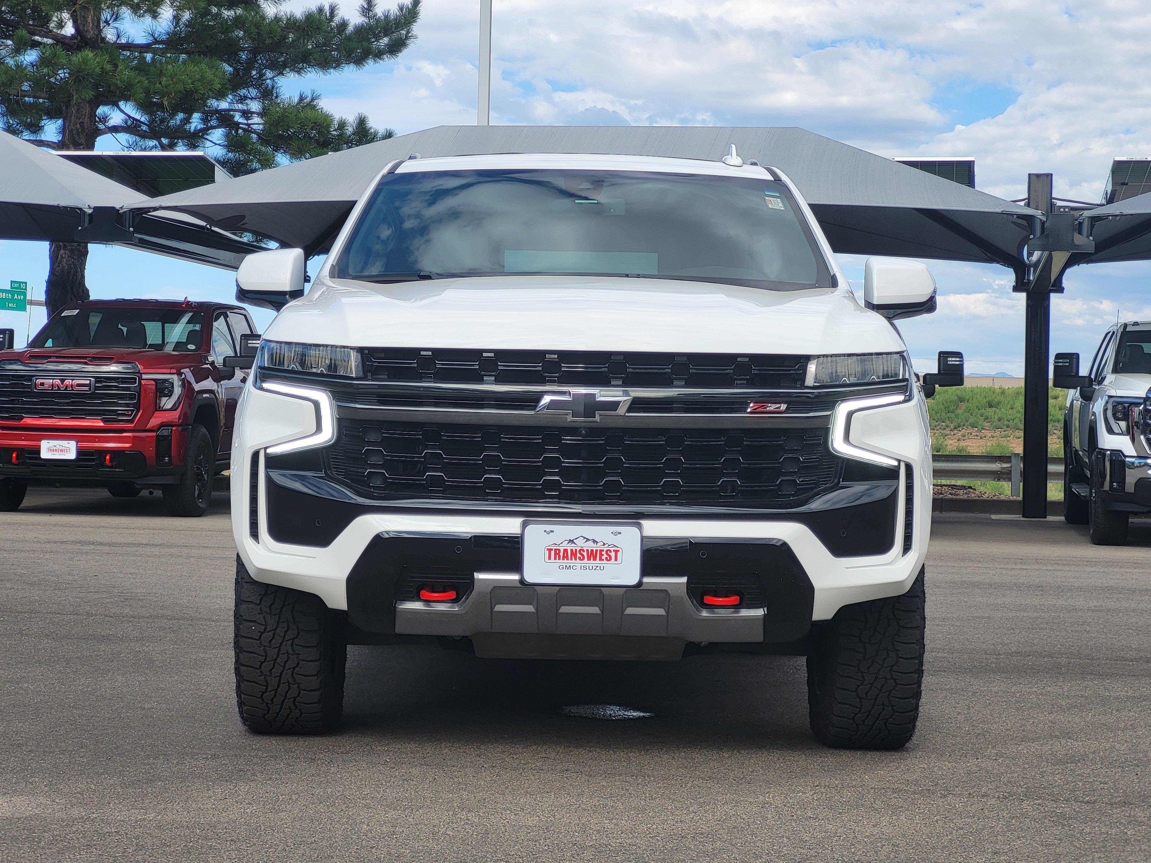 Used 2021 Chevrolet Tahoe Z71 w/ Z71 Off-Road Package AWD/4WD image 2