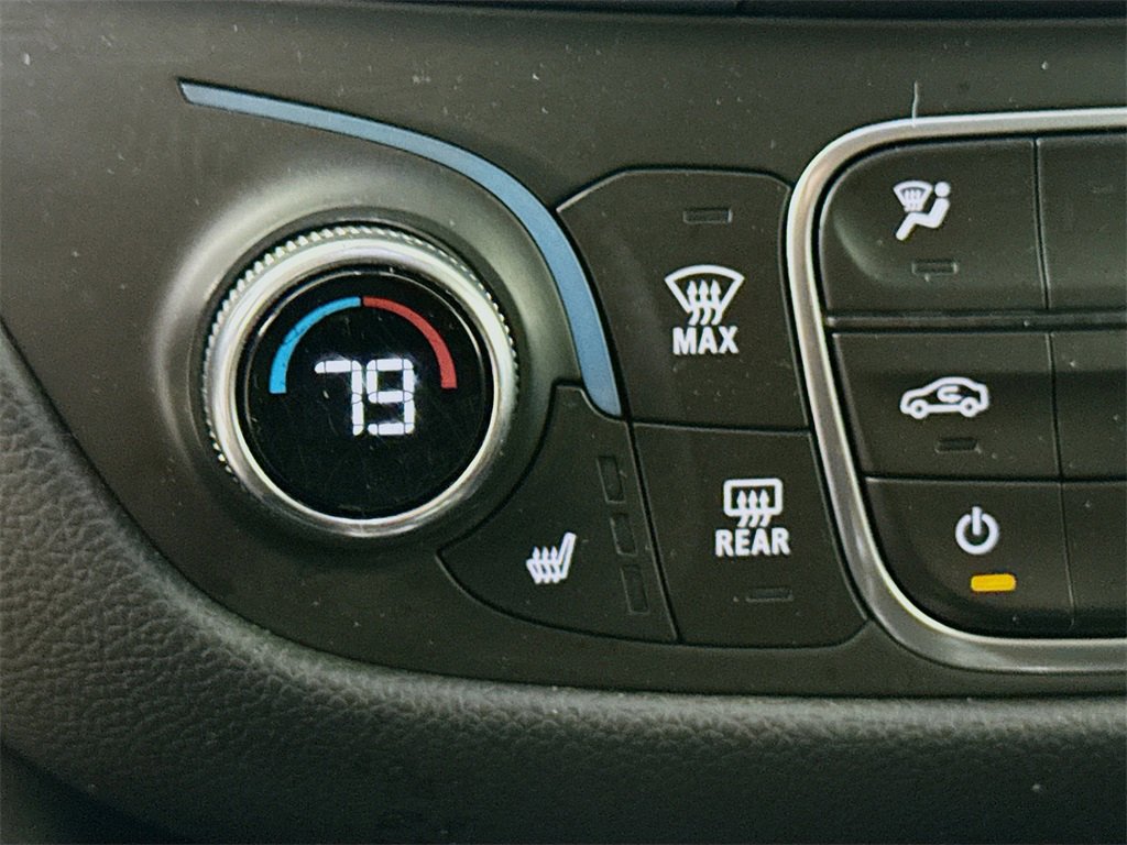 Used 2020 Chevrolet Equinox LT image 21