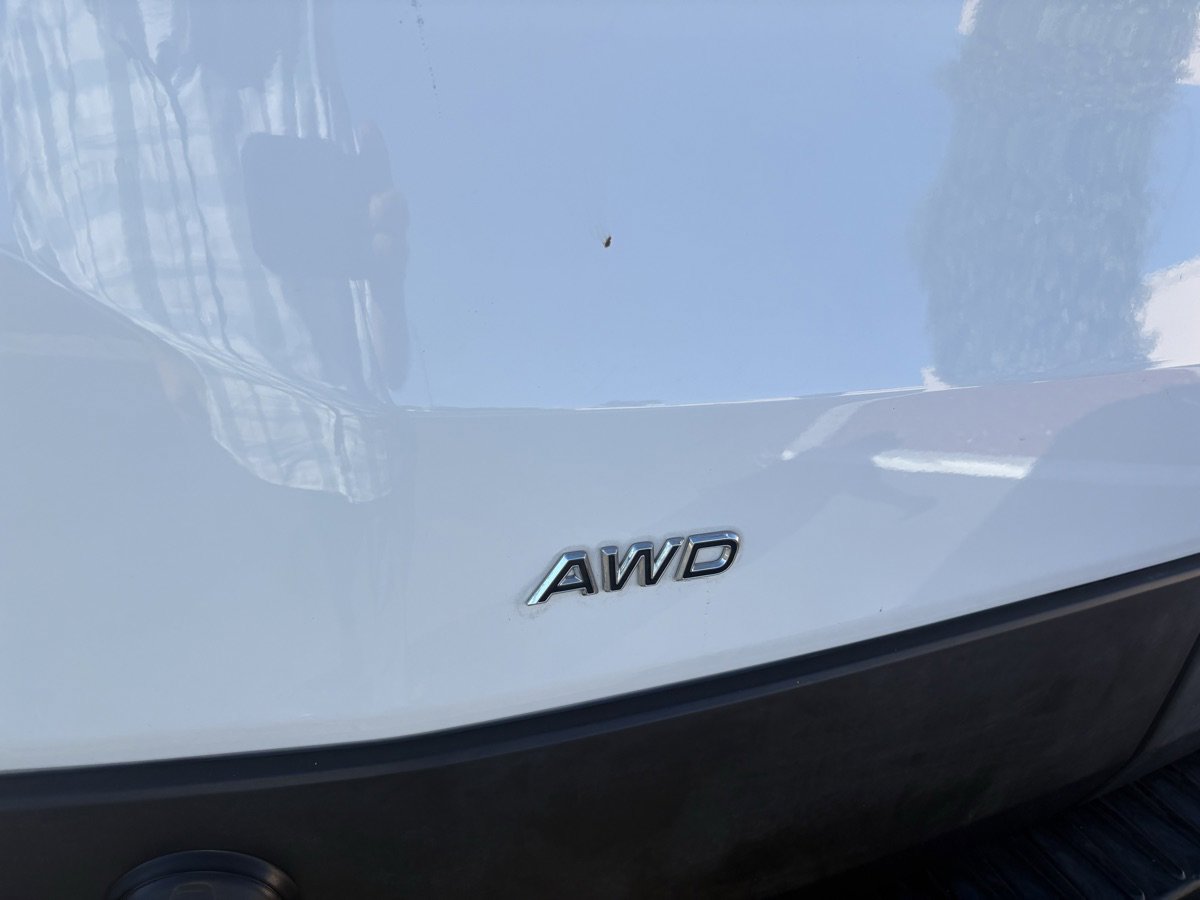 Used 2024 Ford Transit 250 148 Medium Roof Extended AWD image 11